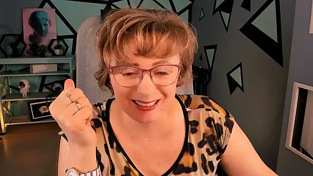 sugar vivien online show from 11/19/25, 01:22