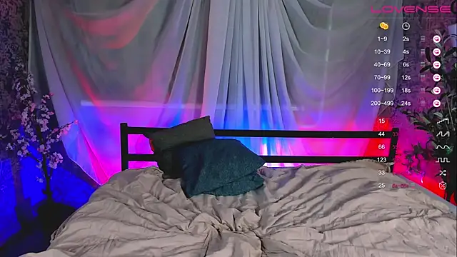 Snapshot of Milemissy chatting on 02/08/25, 07:38 Milemissy online show from 02/08/25, 07:38