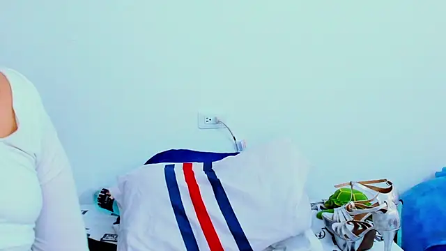 HorniestMilf online show from 03/01/26, 02:57