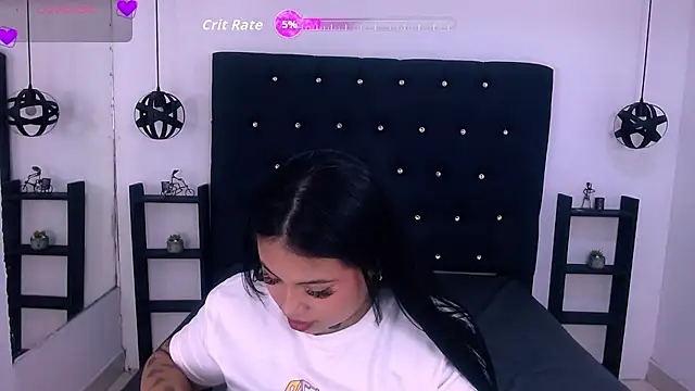 Snapshot of Mels_ chatting on 10/03/25, 04:48 Mels online show from 10/03/25, 04:48