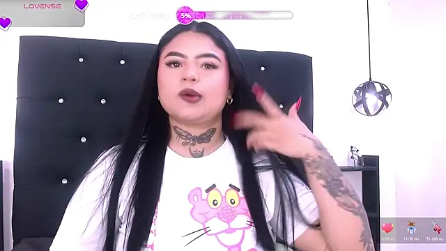 Snapshot of Mels_ chatting on 11/12/25, 02:50 Mels online show from 11/12/25, 02:50