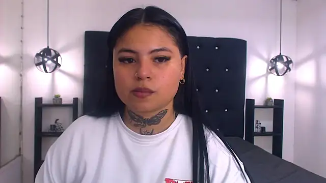 Snapshot of Mels_ chatting on 03/25/26, 06:25 Mels online show from 03/25/26, 06:25