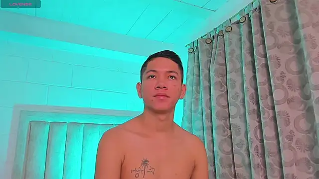 JulianRose 1 online show from 01/17/25, 11:06