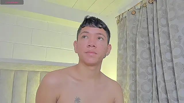 JulianRose 1 online show from 01/25/25, 11:23