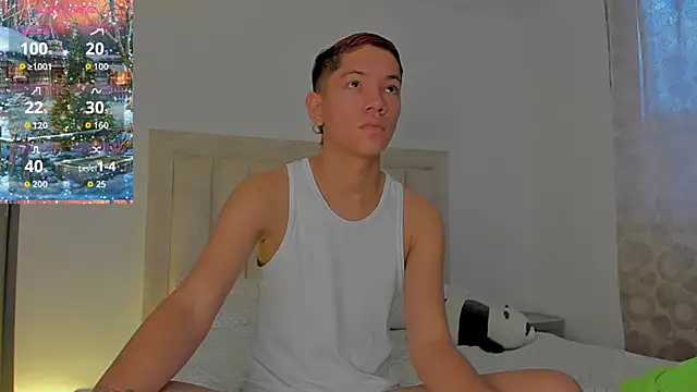 JulianRose 1 online show from 12/15/25, 11:36