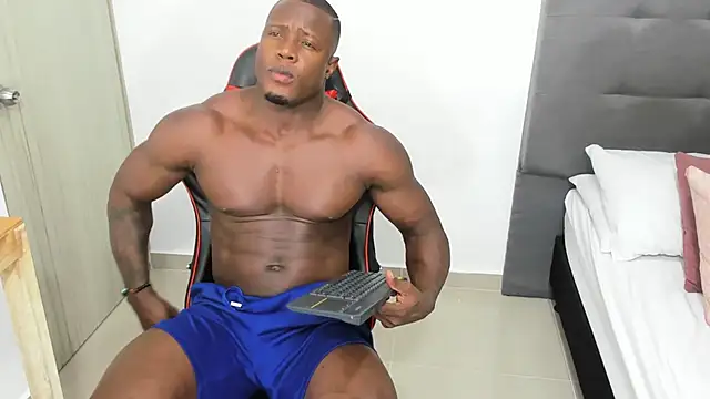 Snapshot of sexy_blackman3606 chatting on 02/03/25, 09:39 sexy blackman3606 online show from 02/03/25, 09:39