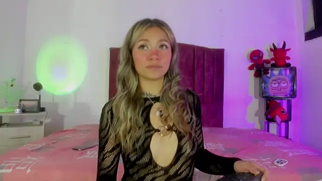 alisson zafiro  online show from 12/07/24, 09:06