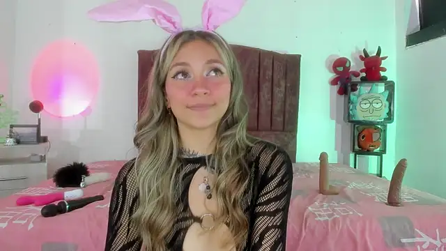 alisson zafiro  online show from 12/07/24, 03:19