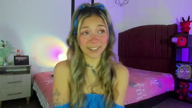 alisson zafiro  online show from 12/17/24, 09:17