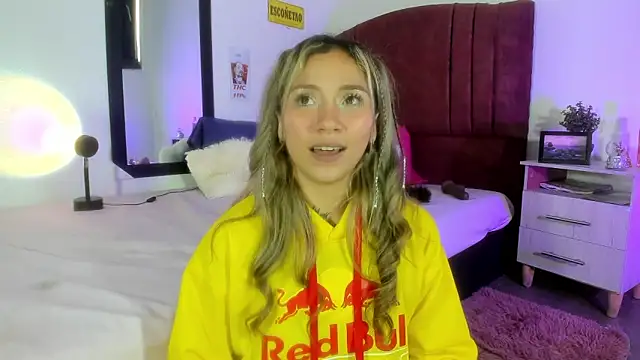 alisson zafiro  online show from 01/07/25, 03:12