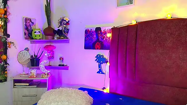 alisson zafiro  online show from 04/10/26, 03:34