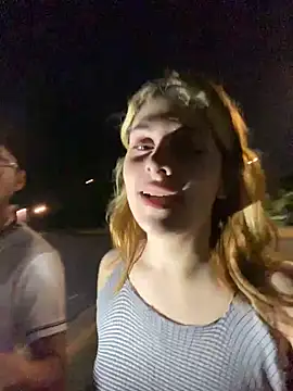 Snapshot of FlorBich chatting on 01/12/25, 04:10 FlorBich online show from 01/12/25, 04:10