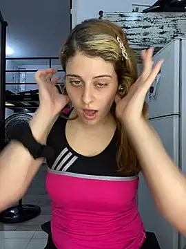 Snapshot of FlorBich chatting on 01/29/25, 12:45 FlorBich online show from 01/29/25, 12:45