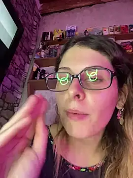 Snapshot of FlorBich chatting on 03/21/26, 12:26 FlorBich online show from 03/21/26, 12:26