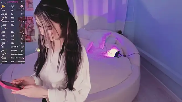 Lil Amelie online show from 11/27/25, 07:10