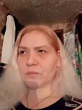 Minna Jeannie online show from 11/10/25, 02:43