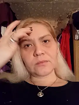 Minna Jeannie online show from 11/28/25, 02:25