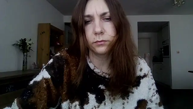 Snapshot of JasmineGlamour chatting on 03/18/26, 10:51 JasmineGlamour online show from 03/18/26, 10:51