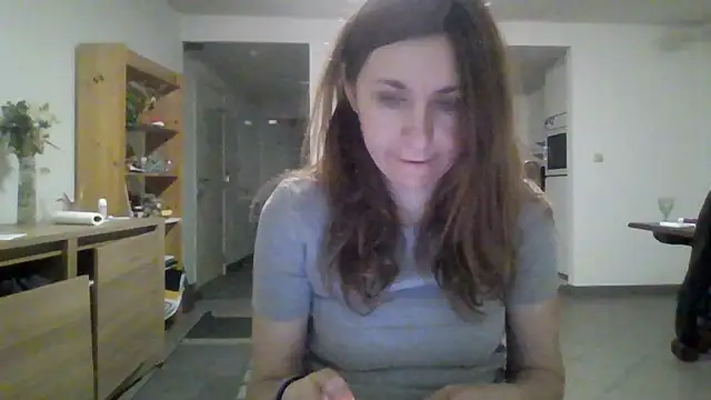 Snapshot of JasmineGlamour chatting on 03/20/26, 03:22 JasmineGlamour online show from 03/20/26, 03:22