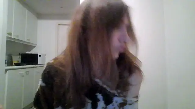 Snapshot of JasmineGlamour chatting on 03/21/26, 08:23 JasmineGlamour online show from 03/21/26, 08:23