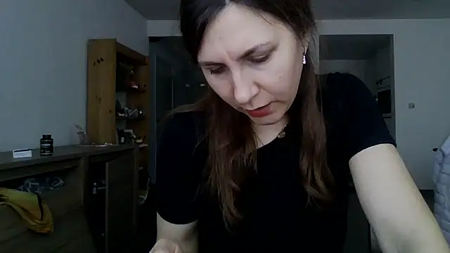 Snapshot of JasmineGlamour chatting on 04/06/26, 04:52 JasmineGlamour online show from 04/06/26, 04:52