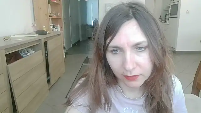 JasmineGlamour online show from 04/26/26, 05:38