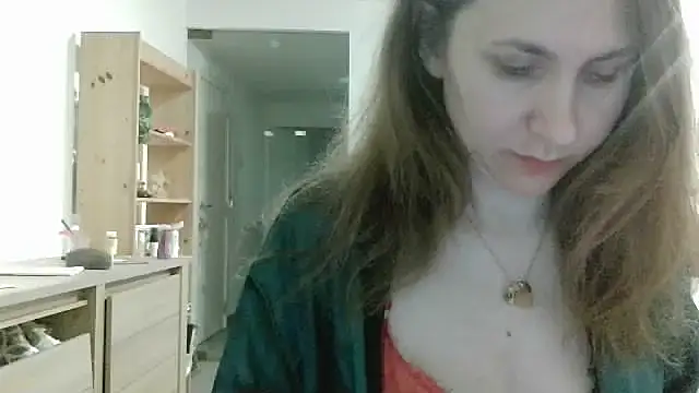 JasmineGlamour online show from 04/29/26, 02:48