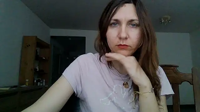 JasmineGlamour online show from 05/07/26, 06:02
