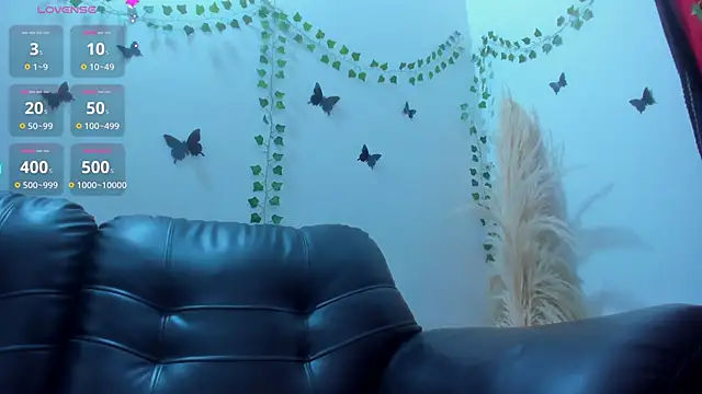 Snapshot of Amani_Bakir chatting on 11/29/25, 01:36 Amani Bakir online show from 11/29/25, 01:36