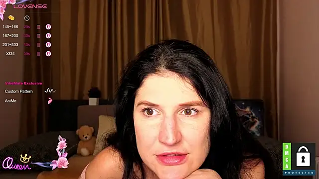 Snapshot of Alianna_Solo_Kisses chatting on 05/06/26, 11:26 Alianna Solo Kisses online show from 05/06/26, 11:26