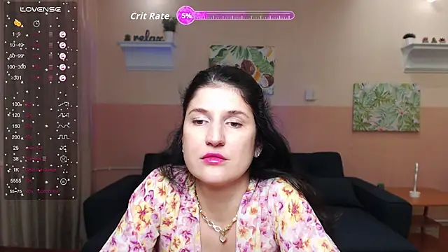 Snapshot of Alianna_Solo_Kisses chatting on 05/15/26, 11:28 Alianna Solo Kisses online show from 05/15/26, 11:28
