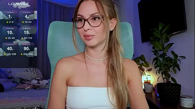 Snapshot of Sp1cyme chatting on 11/29/25, 02:53 Sp1cyme online show from 11/29/25, 02:53