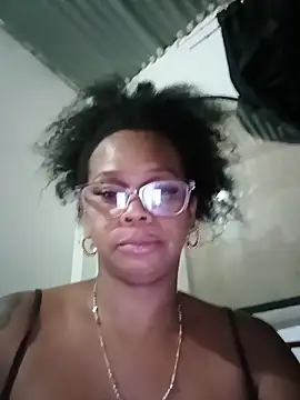 Melanie candy  online show from 02/03/26, 11:21