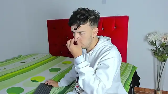 big-dicktop23 online show from 02/18/25, 01:10