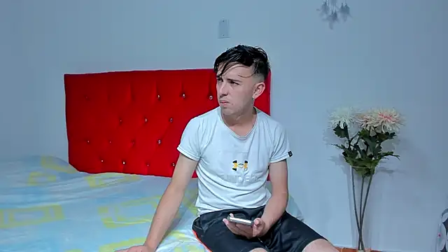 big-dicktop23 online show from 02/25/25, 10:29