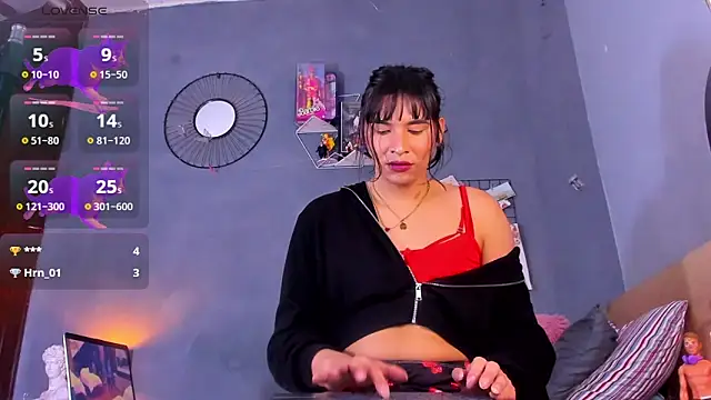 Snapshot of tiffbeatiful chatting on 03/15/25, 03:37 tiffbeatiful online show from 03/15/25, 03:37