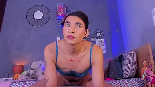 Snapshot of tiffbeatiful chatting on 11/14/25, 10:51 tiffbeatiful online show from 11/14/25, 10:51