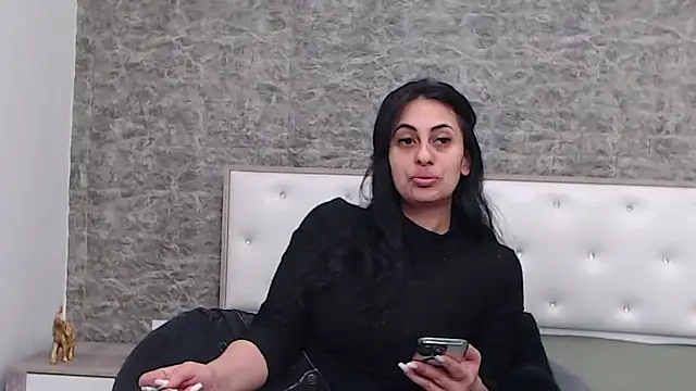 Aimeclark online show from 02/04/25, 11:05