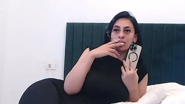 Aimeclark online show from 04/28/26, 06:29
