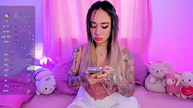 pink quarz online show from 03/19/25, 08:54