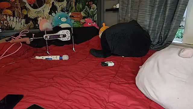 MiaElizabeth online show from 12/05/24, 01:06