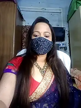 Snapshot of albelasummi702 chatting on 12/18/24, 05:15 albelasummi702 online show from 12/18/24, 05:15