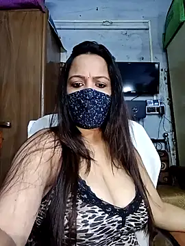 Snapshot of albelasummi702 chatting on 12/19/24, 05:29 albelasummi702 online show from 12/19/24, 05:29