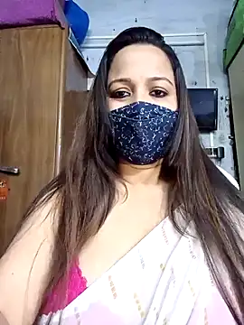 Snapshot of albelasummi702 chatting on 01/10/25, 03:29 albelasummi702 online show from 01/10/25, 03:29