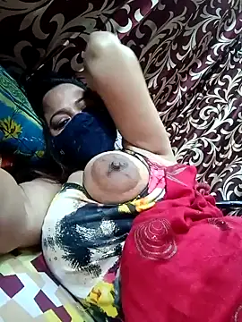 Snapshot of albelasummi702 chatting on 01/29/25, 12:01 albelasummi702 online show from 01/29/25, 12:01