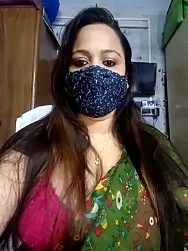 Snapshot of albelasummi702 chatting on 02/02/25, 06:37 albelasummi702 online show from 02/02/25, 06:37