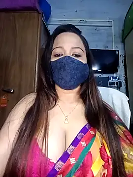 Snapshot of albelasummi702 chatting on 02/08/25, 04:25 albelasummi702 online show from 02/08/25, 04:25