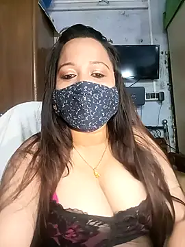 Snapshot of albelasummi702 chatting on 02/14/25, 07:12 albelasummi702 online show from 02/14/25, 07:12