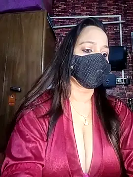 Snapshot of albelasummi702 chatting on 02/17/25, 05:21 albelasummi702 online show from 02/17/25, 05:21