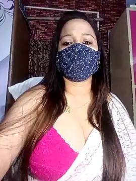 Snapshot of albelasummi702 chatting on 02/22/25, 01:22 albelasummi702 online show from 02/22/25, 01:22